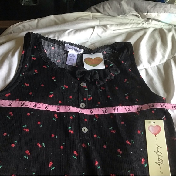 Lovely Bubbly 1X black plus size cherry tank top with scrunchie NWT - Picture 9 of 9